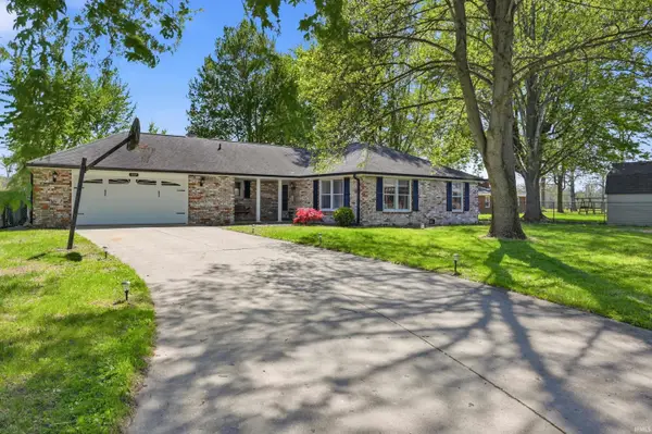 9007 Surrey Drive, Pendleton, IN 46064