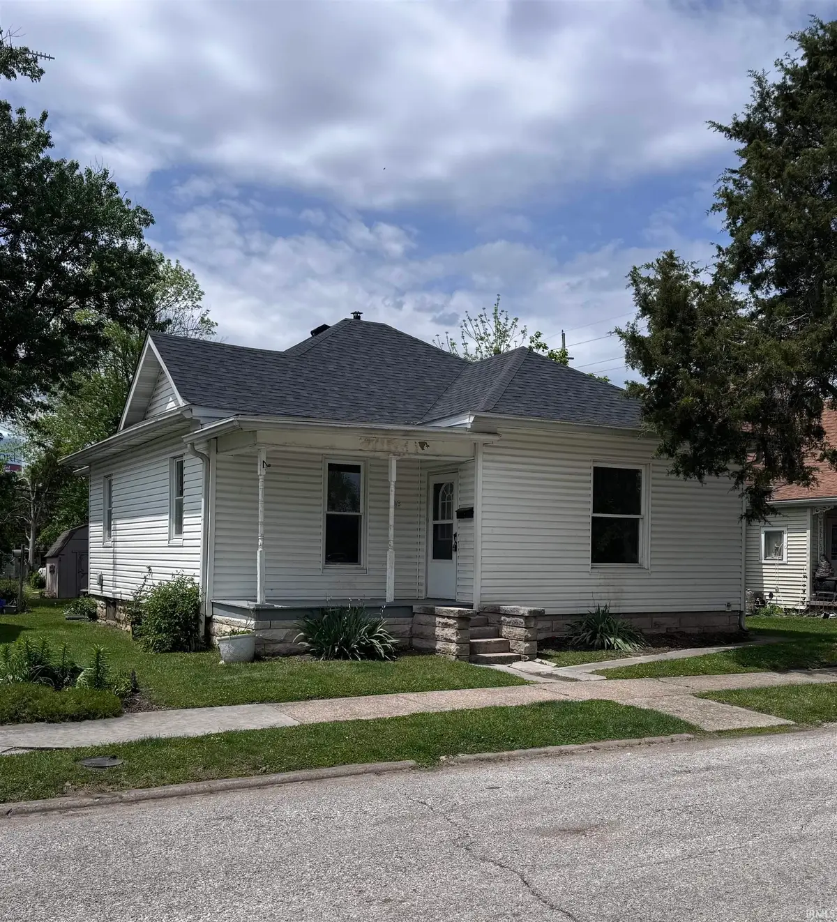 609 H Street, Bedford, IN 47421 - #1
