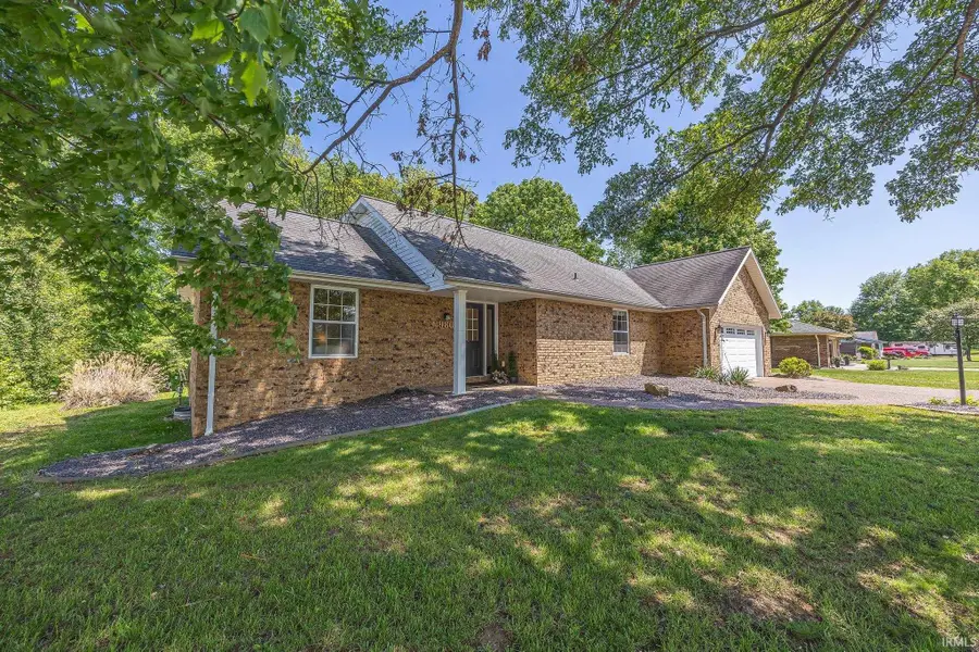 980 Crestwood Drive, Jasper, IN 47546 - #2