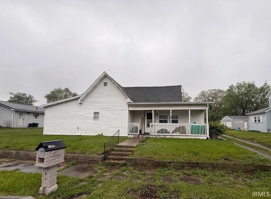 612 N Cherry Street, Hartford City, IN 47348 - #3