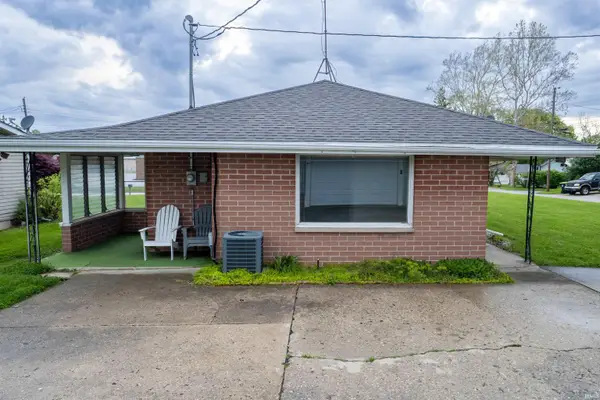 690 Esther Street, Huntington, IN 46750