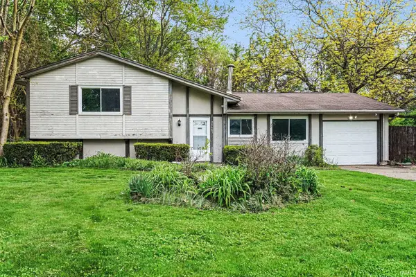 24403 Rolling Oaks Drive, South Bend, IN 46628