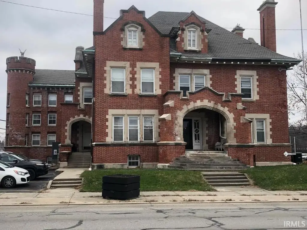 215 E 3rd Street, Marion, IN 46952 - #1
