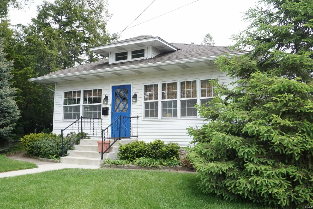 552 Calhoun Street, Mishawaka, IN 46545 - #1