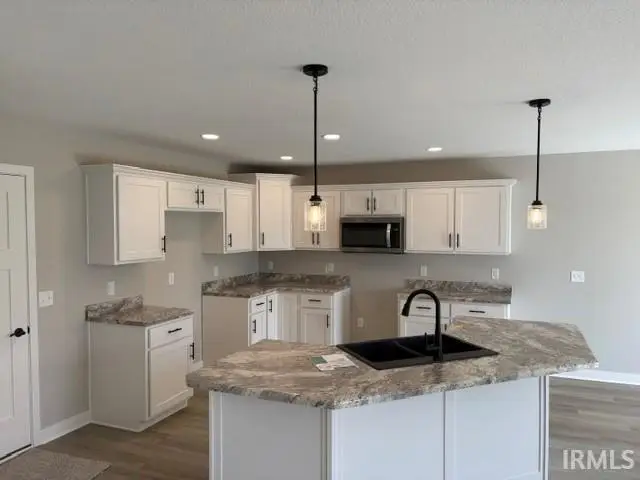 1060 Farmington Drive, Bluffton, IN 46714 - #3