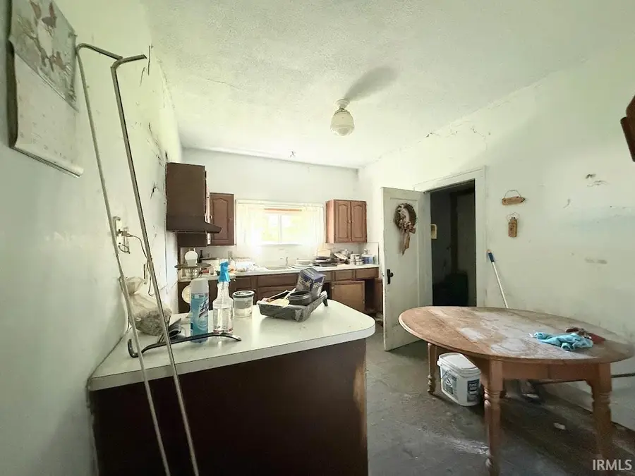 220 N Washington Street, Flora, IN 46929 - #3