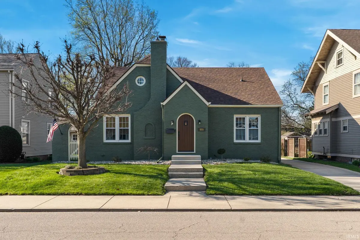 855 E Boone Street, Frankfort, IN 46041 - #1