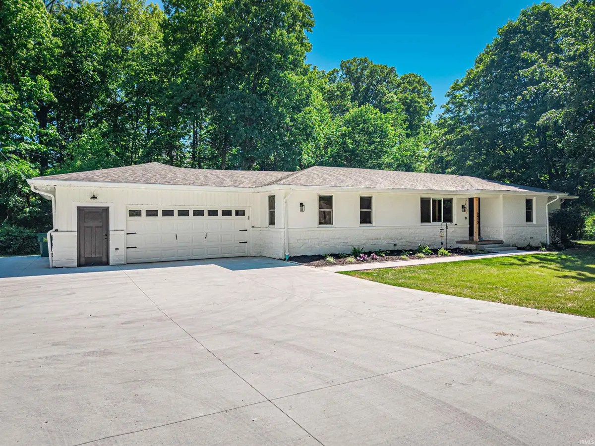 6410 Six School Road, Evansville, IN 47720 - #1
