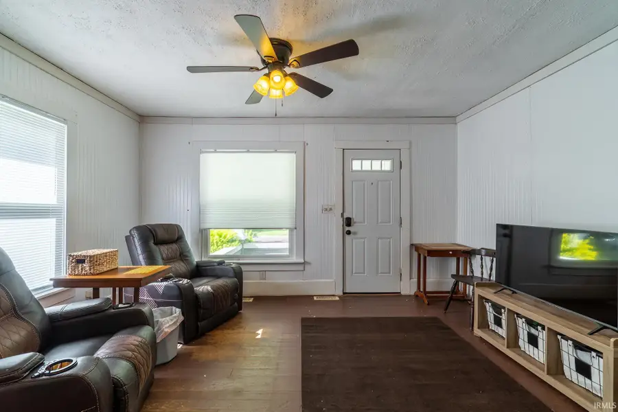 210 E Prairie Street, Leesburg, IN 46538 - #3
