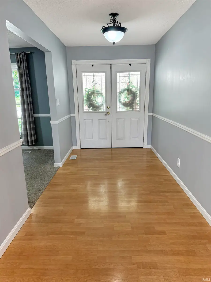 5200 Kenwood Drive, Newburgh, IN 47630 - #3