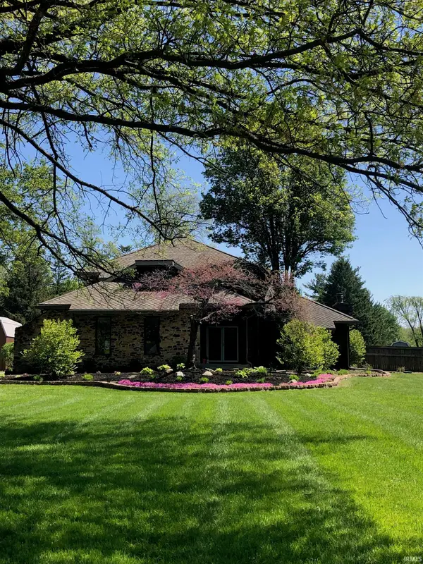 3212 Oakwood Way, Marion, IN 46953