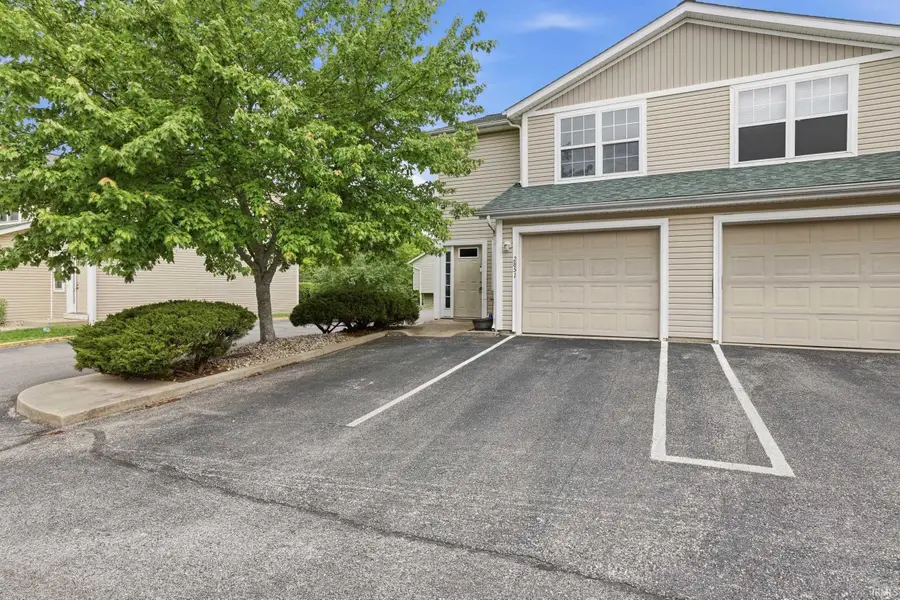 2851 S Walnut Street Pike, Bloomington, IN 47401 - #2