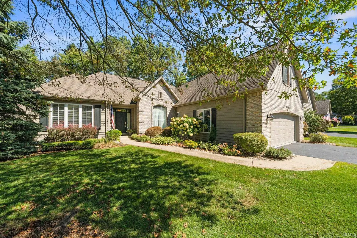 1602 N Lake George Drive, Mishawaka, IN 46545 - #1