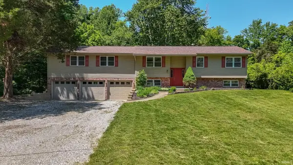 11000 Fischer Road, Evansville, IN 47720