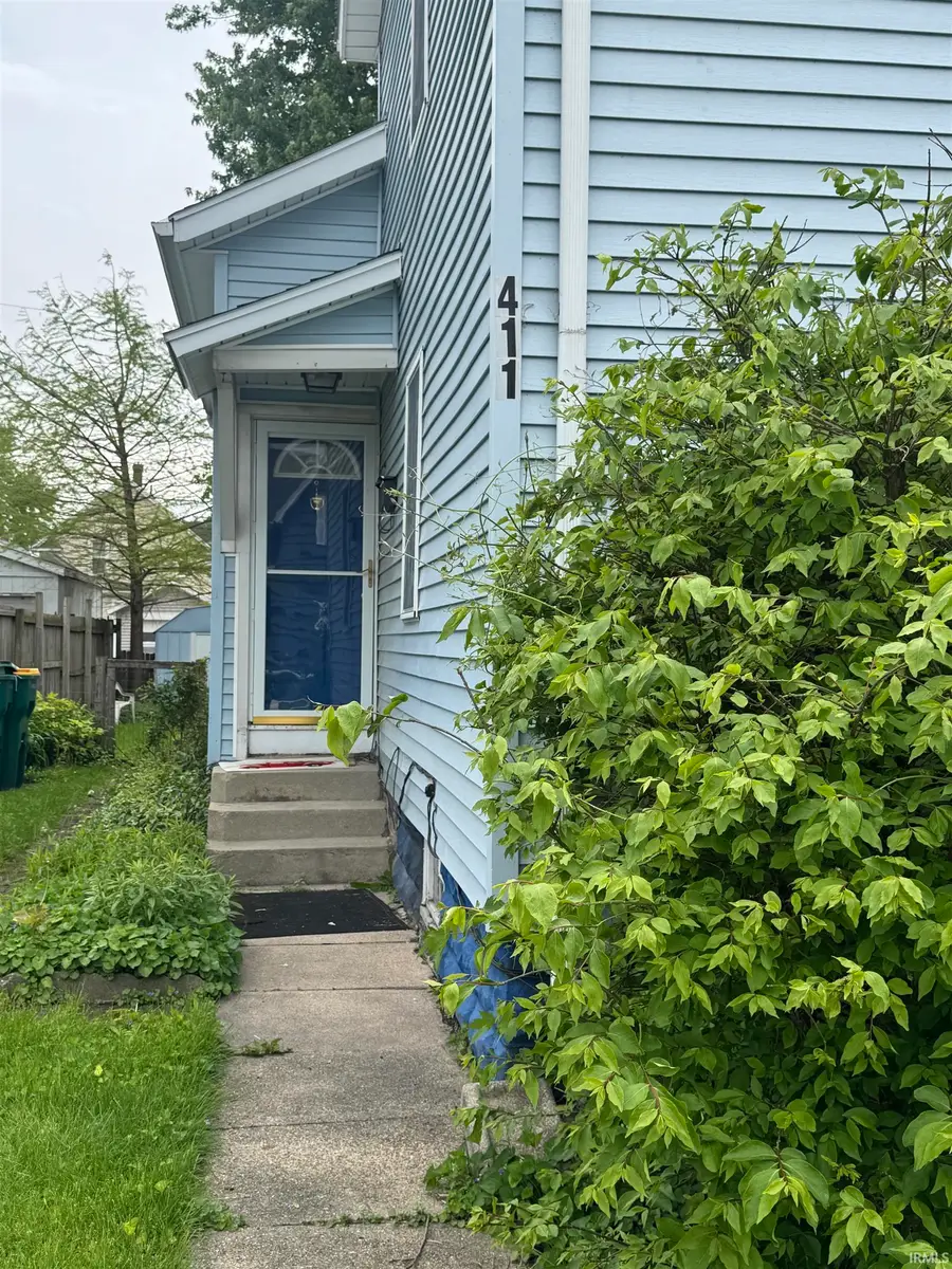 411-413 W 7th Street, Mishawaka, IN 46544 - #2