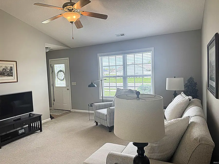14 Cobblestone Boulevard, Gas City, IN 46933 - #3