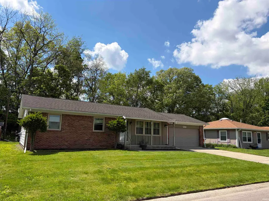 1104 Maxwell Avenue, Monticello, IN 47960 - #2