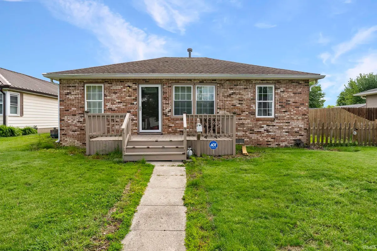 821 N East Street, Tipton, IN 46072 - #1