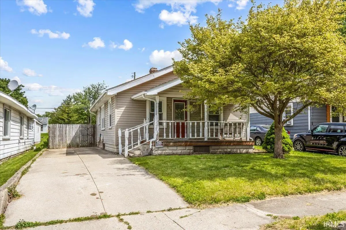 908 W 14th Street, Muncie, IN 47302 - #1