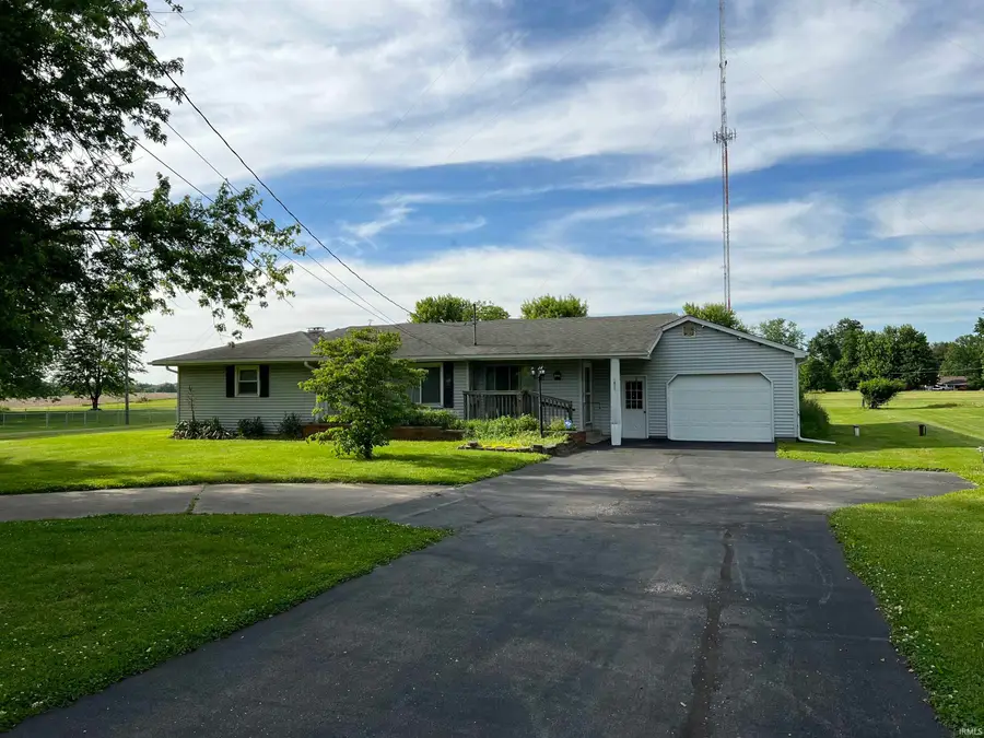 1670 W Old Waynetown Road, Crawfordsville, IN 47933 - #3