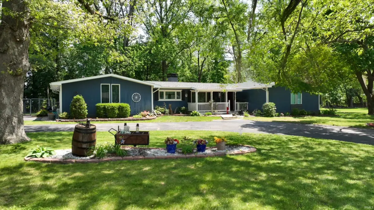 523 S Western Loop, Monticello, IN 47960 - #1