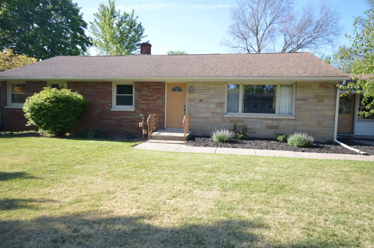 118 Clark Street, Walkerton, IN 46574 - #1
