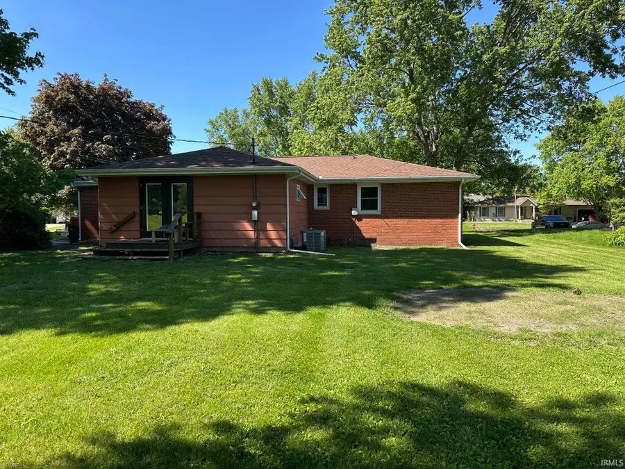 937 W 8th Street, Rochester, IN 46975 - #3