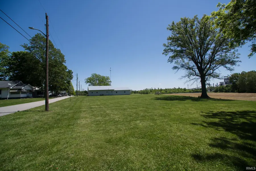 308 W Jackson Street, Edwardsport, IN 47528 - #2
