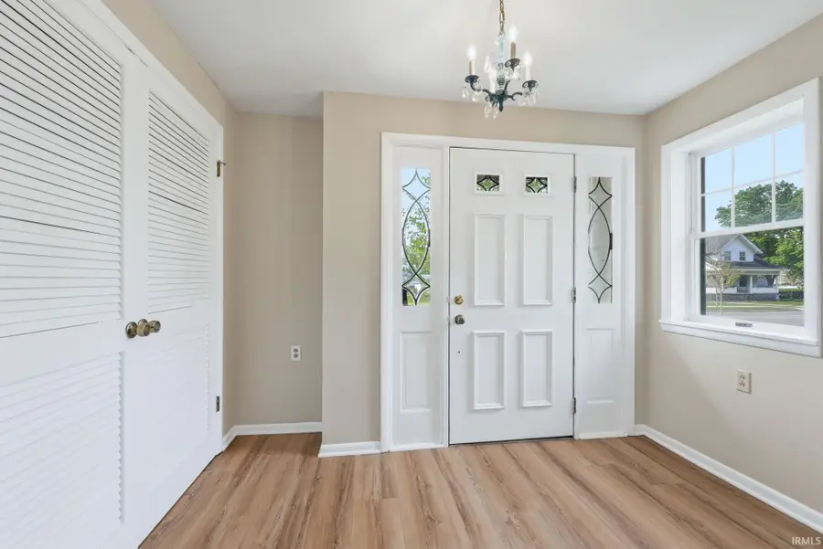 410 E 7th Street, Auburn, IN 46706 - #3