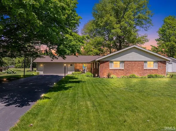 8904 W Lonebeech Drive, Muncie, IN 47304