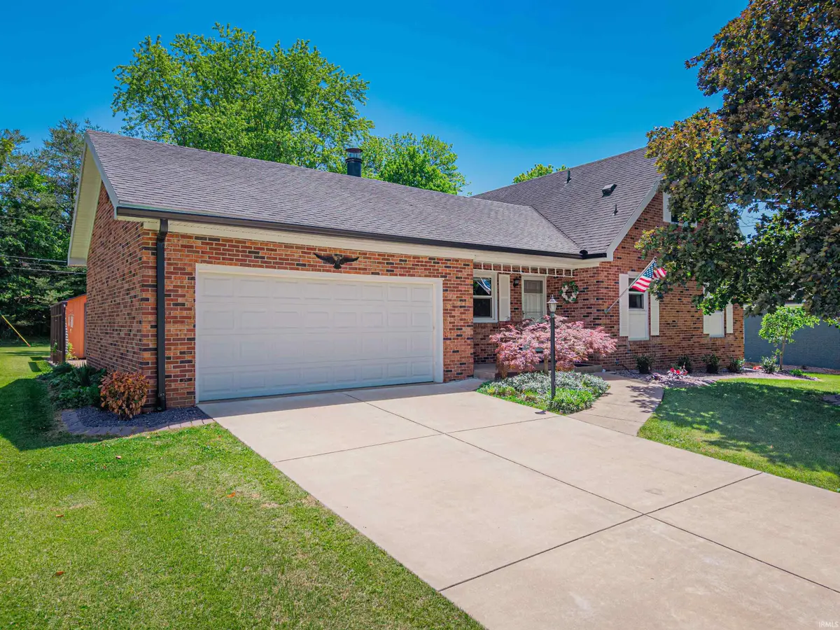 8103 Pine Creek Drive, Evansville, IN 47710 - #1