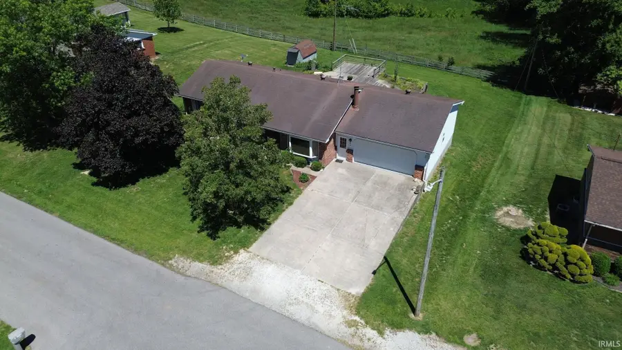 412 Roosevelt Drive, Princeton, IN 47670 - #2