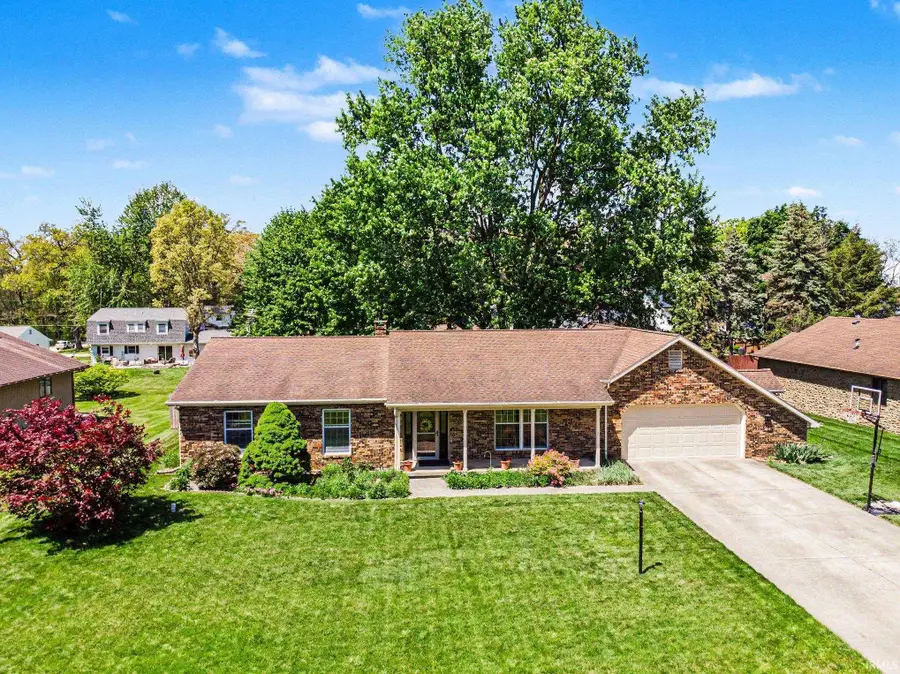 745 Heritage Lane, Warsaw, IN 46582 - #3