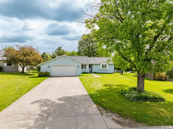 1704 N Thorn Tree Road, Muncie, IN 47304