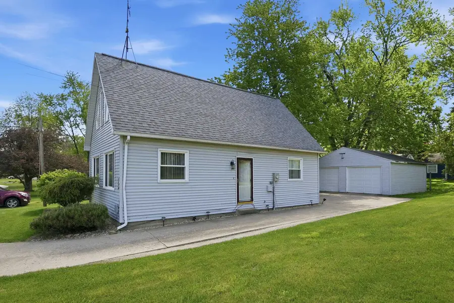 504 Carlin Drive, Angola, IN 46703 - #3