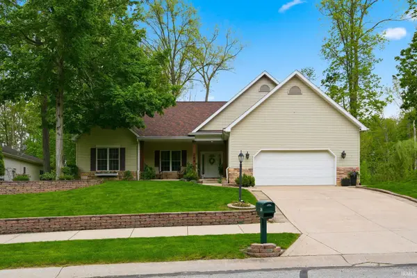284 S Cross Creek Way, Columbia City, IN 46725