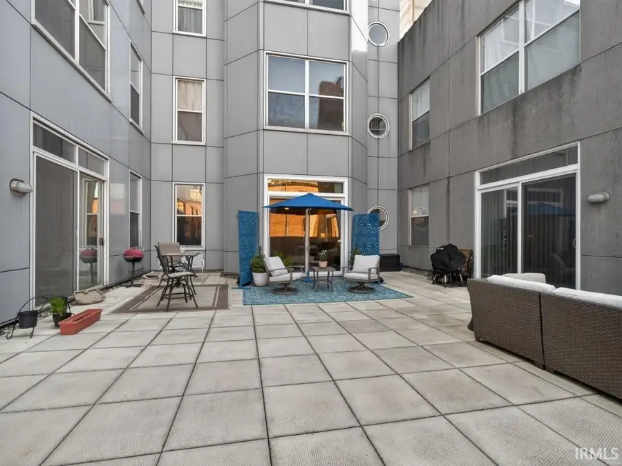 113 W Wayne Street #212, Fort Wayne, IN 46802 - #2