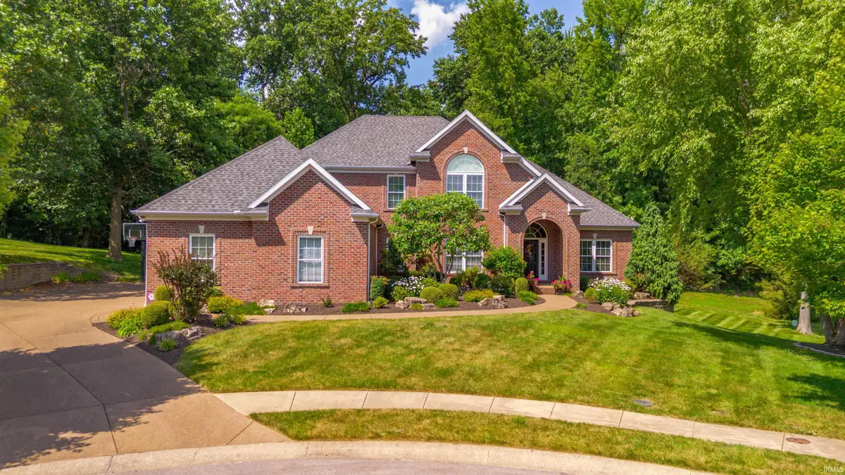8660 Copper Creek Drive, Newburgh, IN 47630 - #1