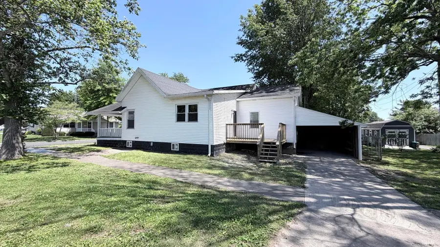 401 S 6th Street, Petersburg, IN 47567 - #2