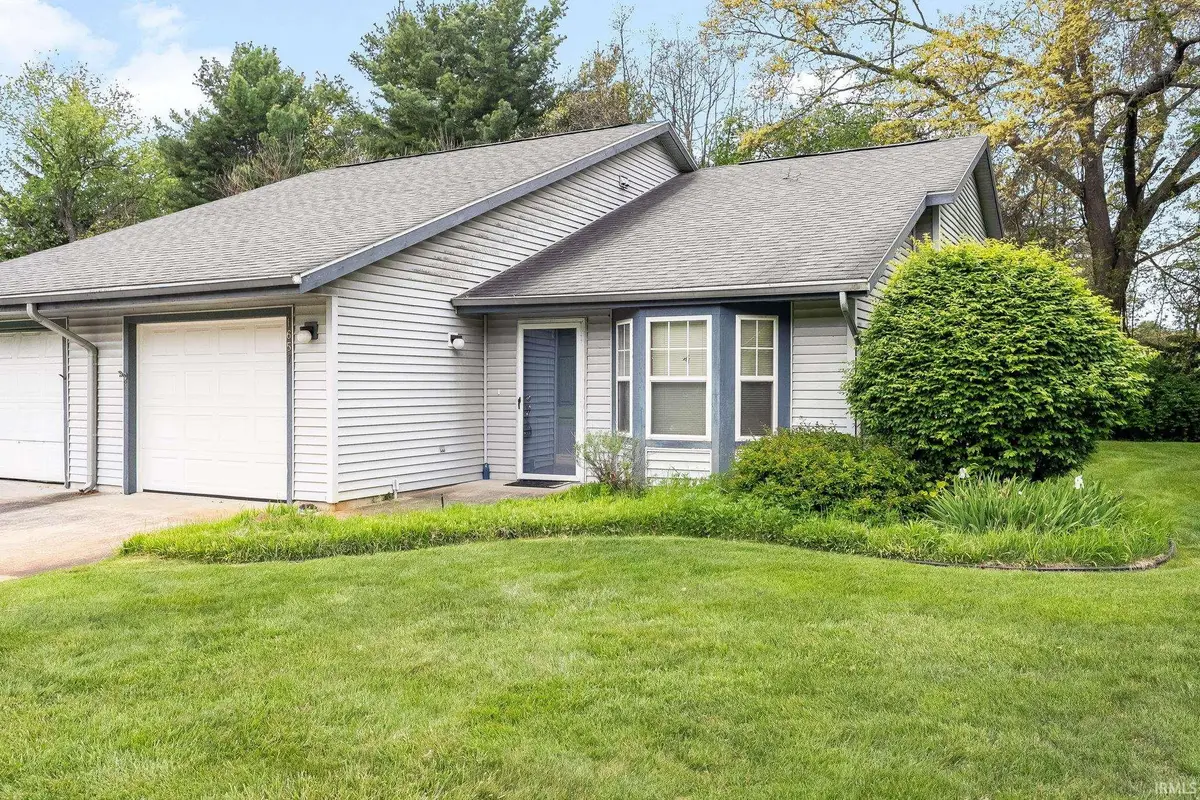 1657 Pine Ridge Court, Elkhart, IN 46514 - #1