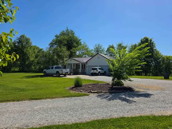 14534 W 900 N, Jasonville, IN 47438