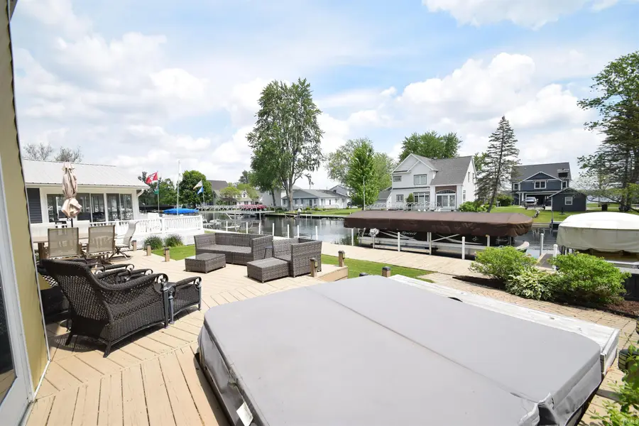 10272 South Channel Drive, Syracuse, IN 46567 - #3