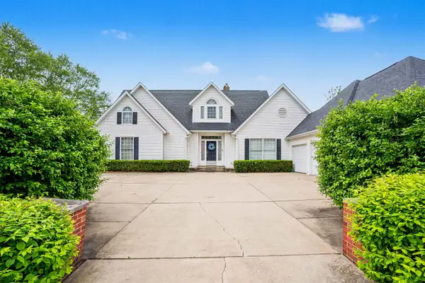 50633 Hollybrook Drive, Granger, IN 46530