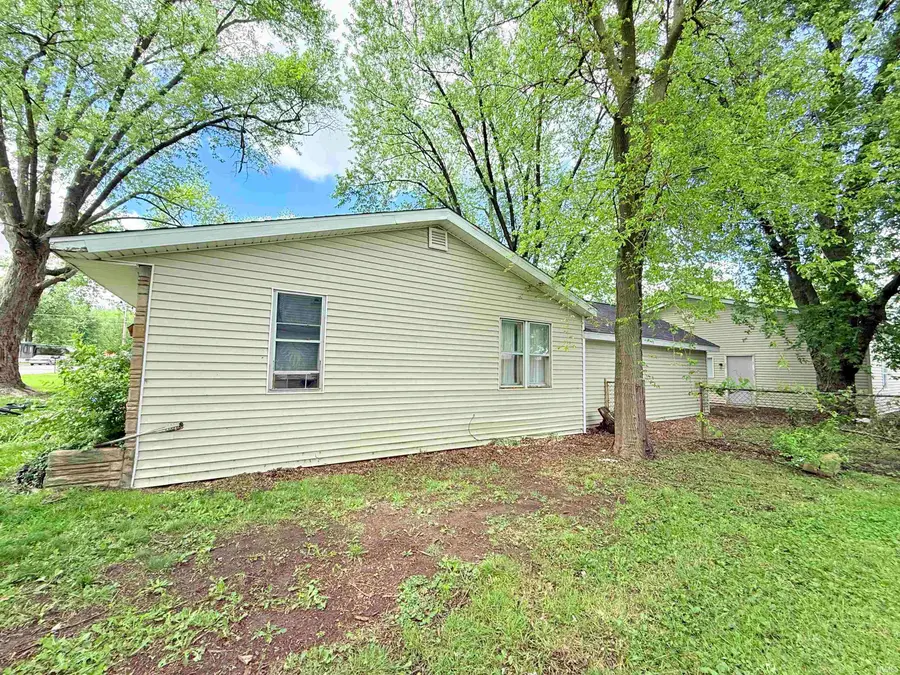 1926 W 11th Street, Marion, IN 46953 - #3