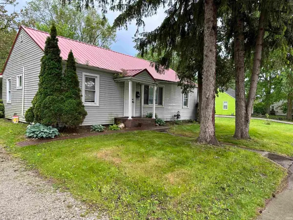 715 N Cavin Street, Ligonier, IN 46767