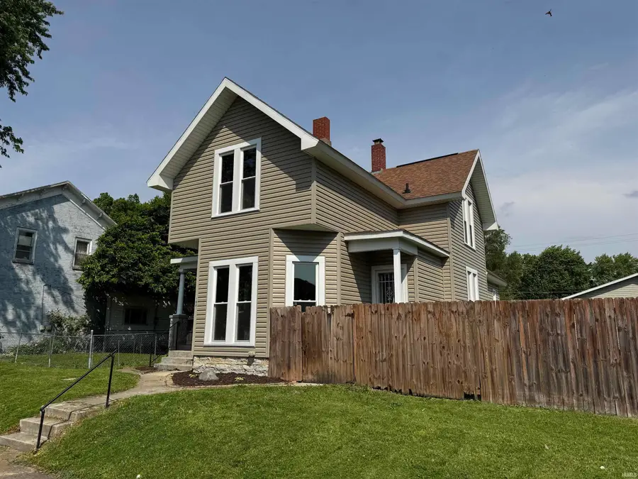 108 E 2nd Street, Peru, IN 46970 - #2