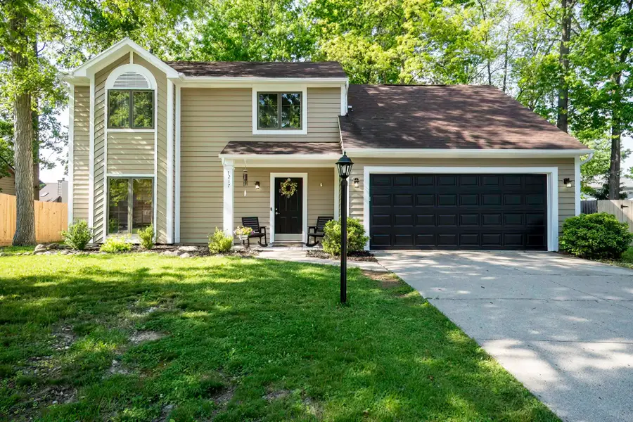 7217 Wood Meadows Lane, Fort Wayne, IN 46835 - #2