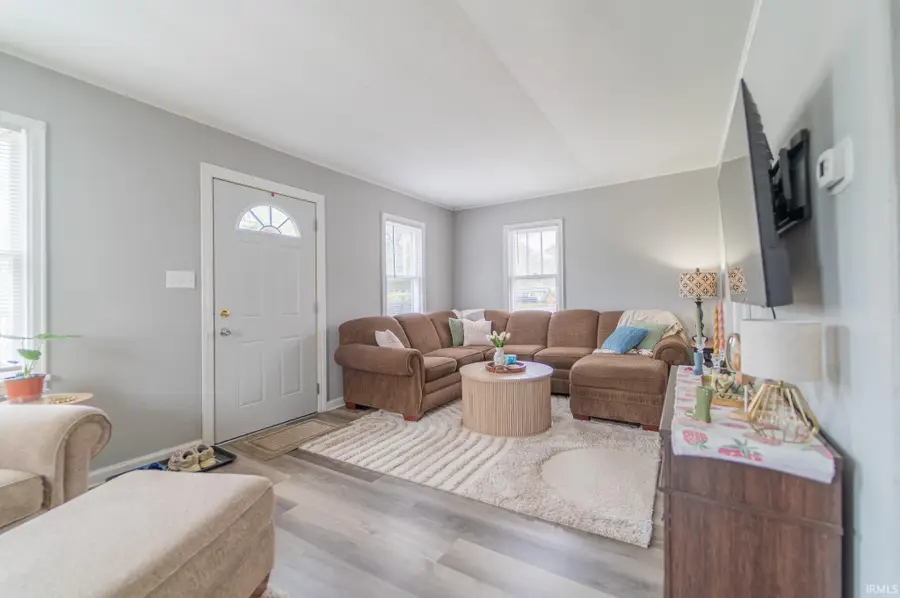 904 N Wayne Street, North Manchester, IN 46962 - #3