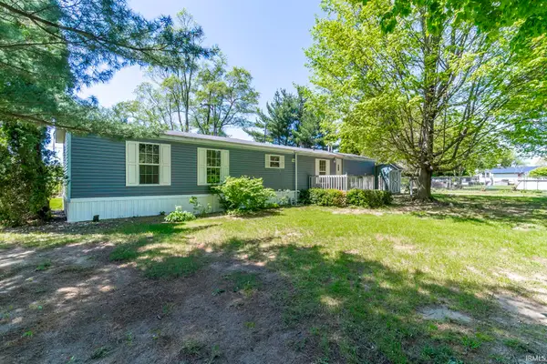 5200 N 325 E, Howe, IN 46746