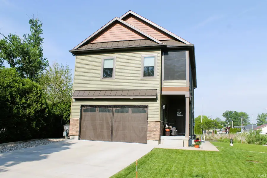 10387 N Leeland Lane, Syracuse, IN 46567 - #2